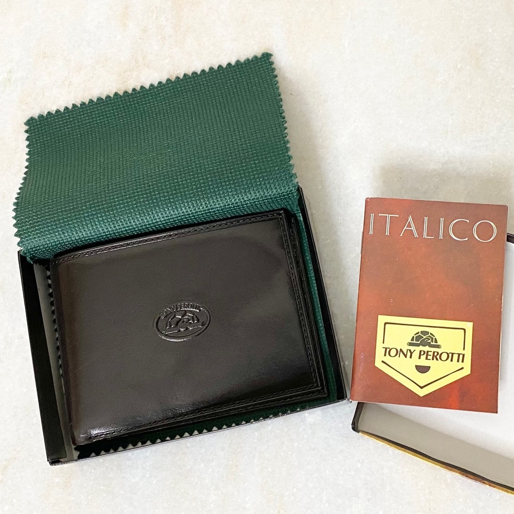 Tony Perotti Italico Smooth Leather Horizontal Wallet 537 Black